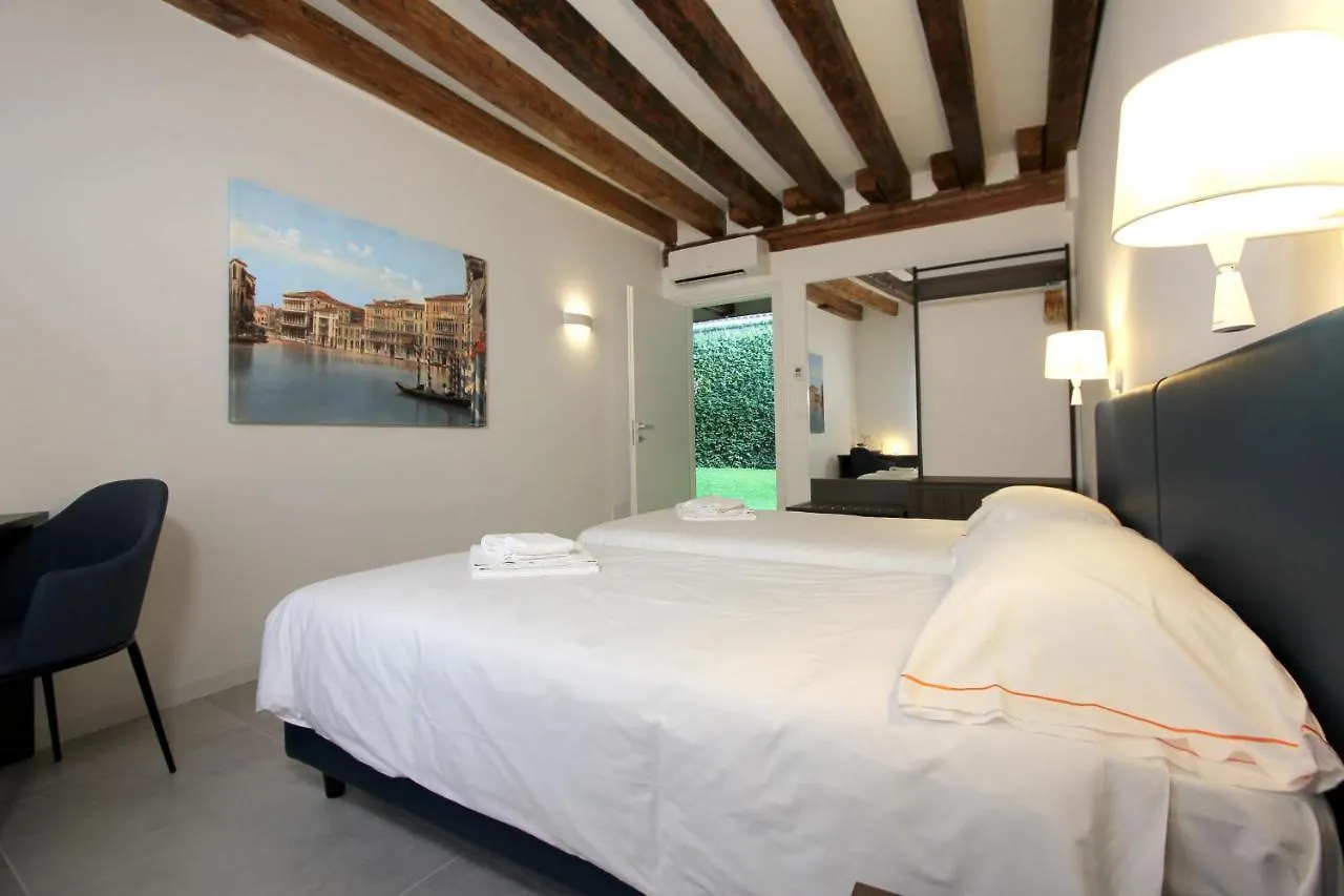 Residence Modern Art Venezia Italia