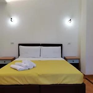 https://pergolesi-apartments.italymilanhotels.net